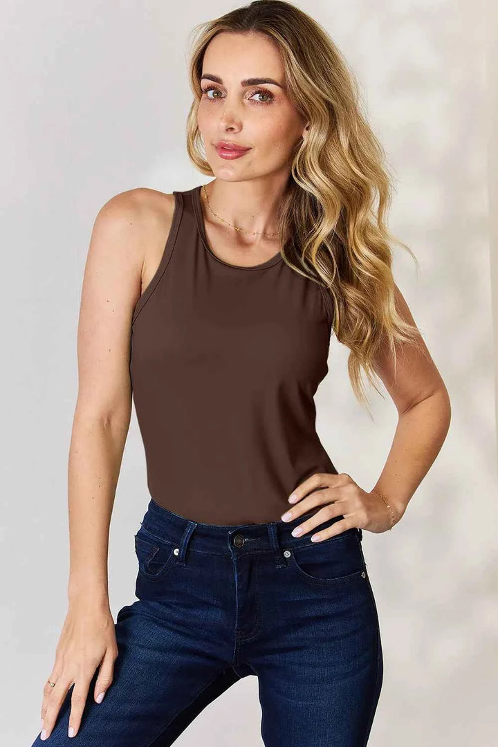 Round Neck Racerback Tank - Stylish Essential for All Sizes