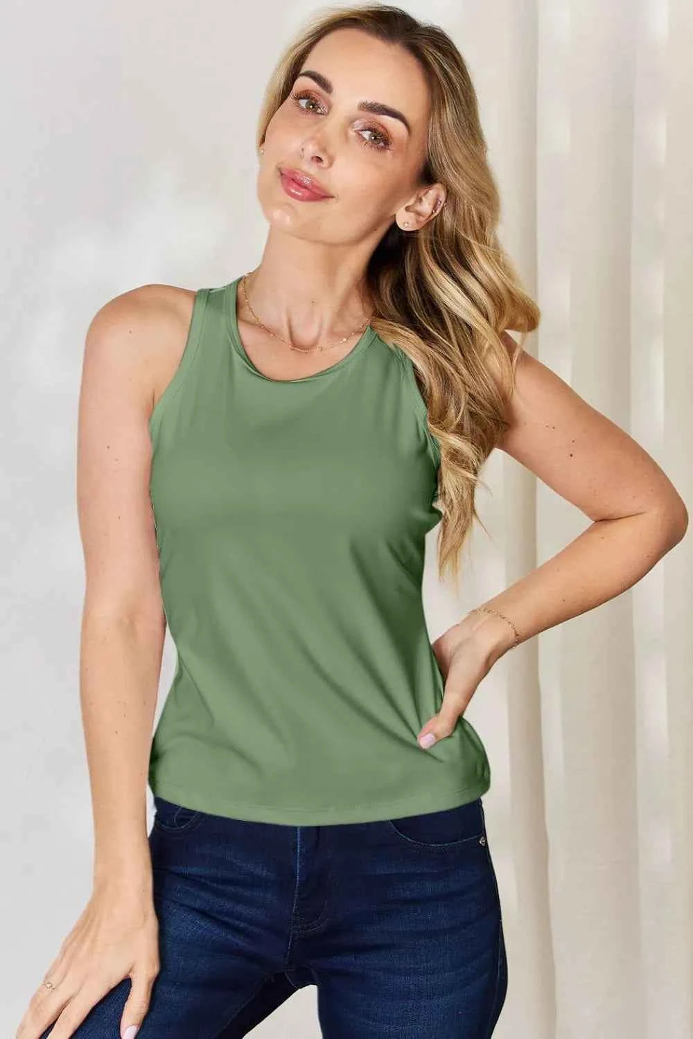 Round Neck Racerback Tank - Stylish Essential for All Sizes
